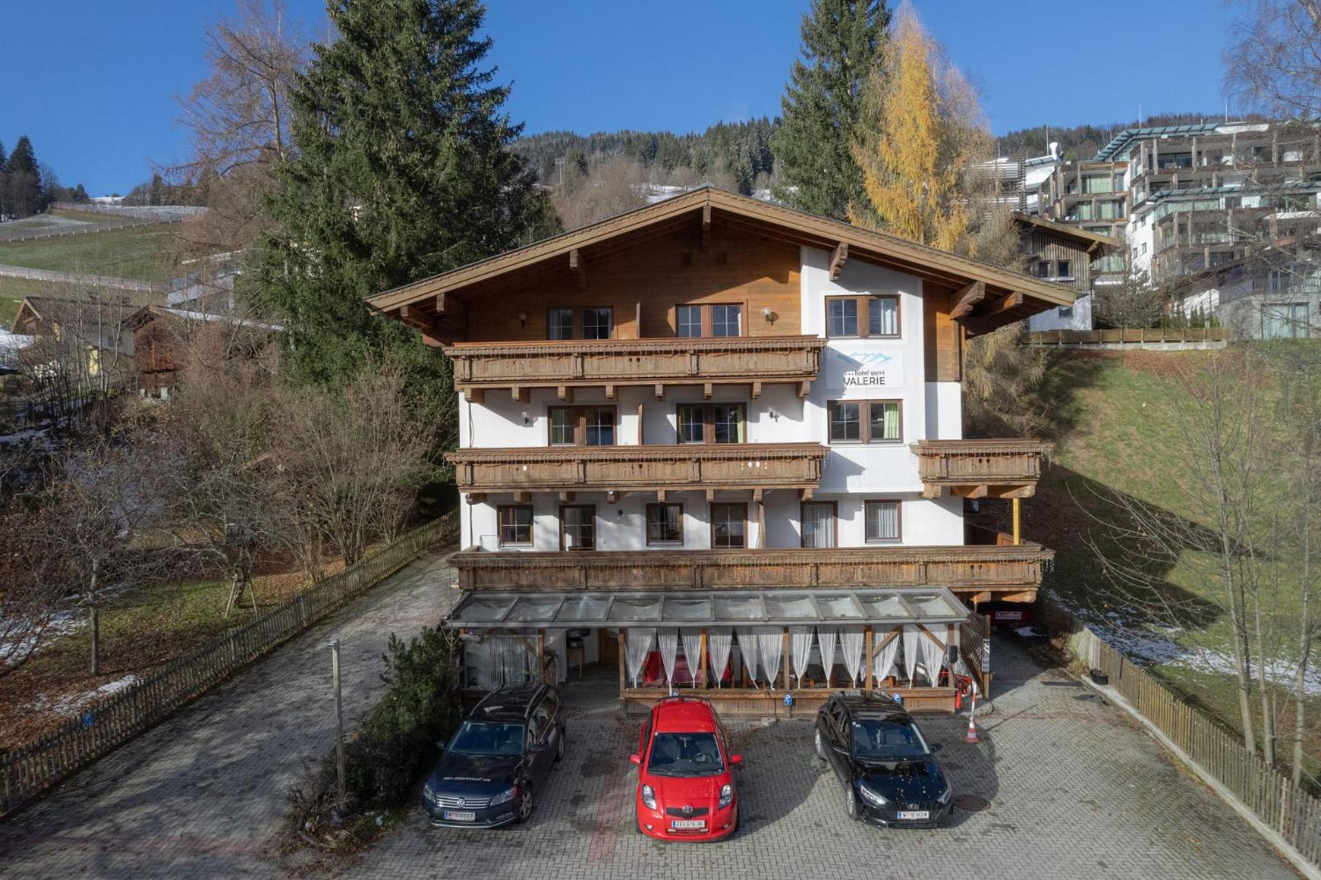 Hotel Valerie Saalbach-Hinterglemm Esterno foto